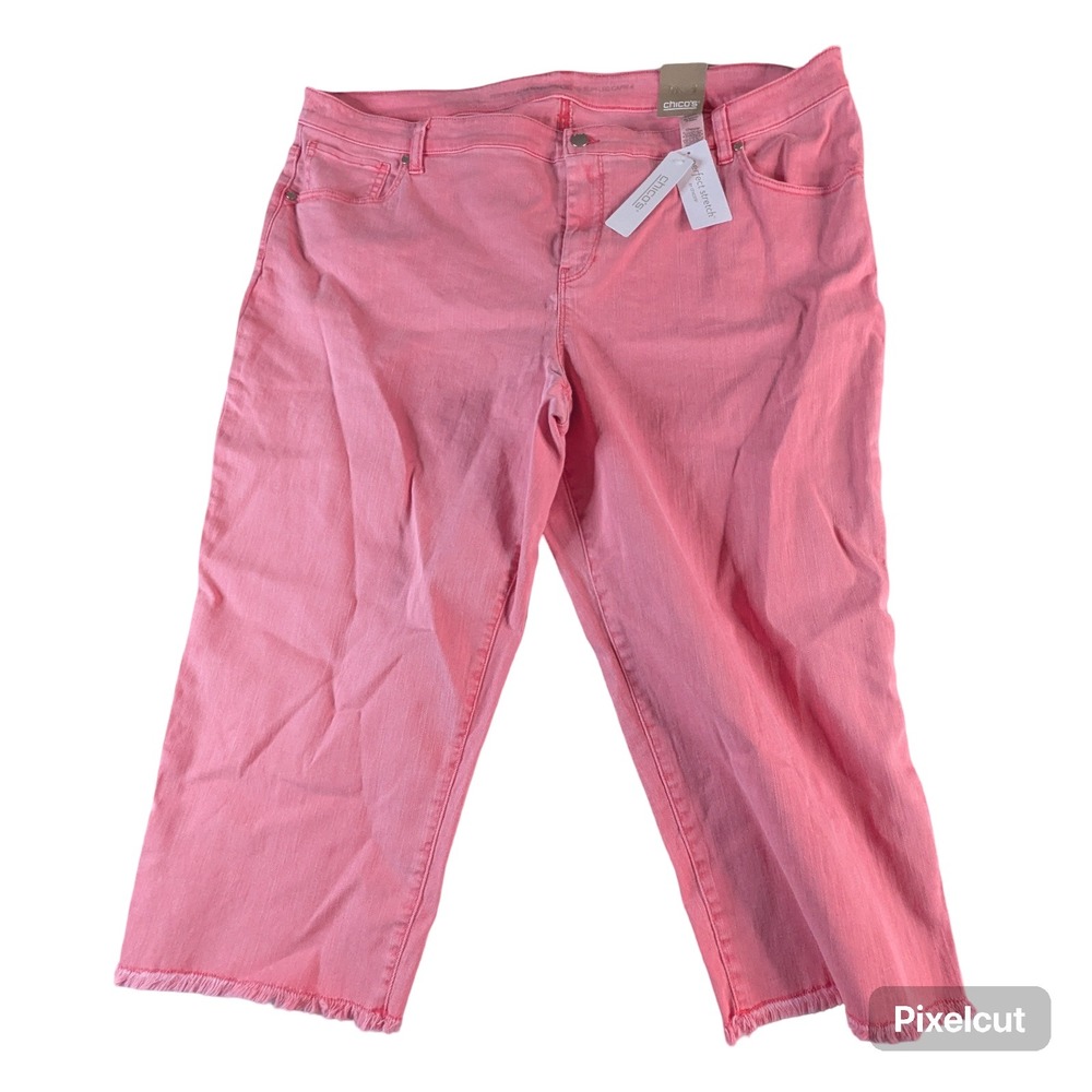 Chicos Perfect Stretch Girlfriend Slim Leg Capri Pink Jeans Size 4 NWT